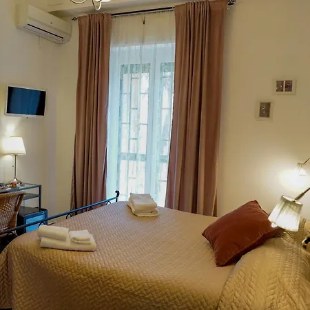 Anthea Bb Bed and Breakfast 4*