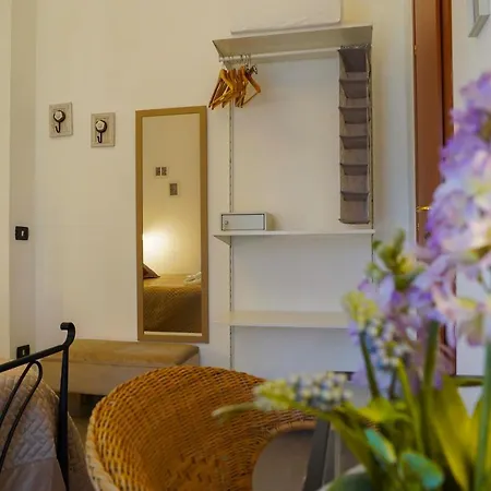Anthea Bb Bed & Breakfast Neapol